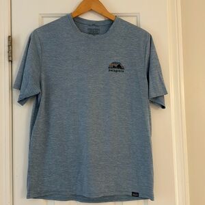 Patagonia Men’s Capilene Shirt, Med